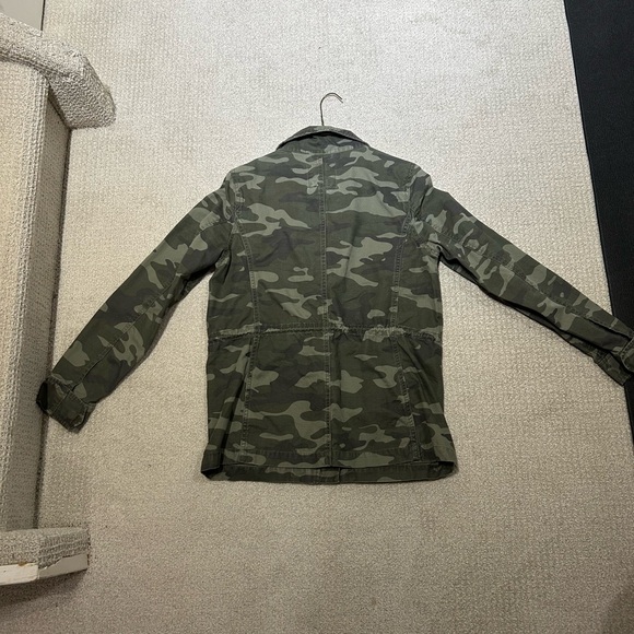 SALE 💙 GAP 💙 camo utility jacket size S - Picture 3 of 6